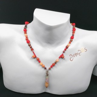 Edelstein Collier Rot, handgeknüpft, in Kombination mit Anhänger Rot